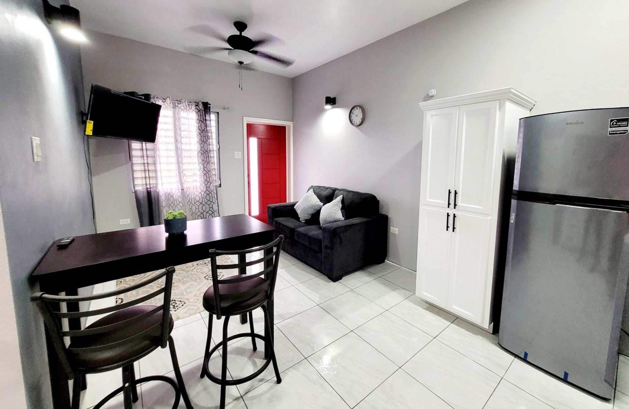 Rest Easy At Cunningham Suites 3 & 4 Ottley's Екстер'єр фото